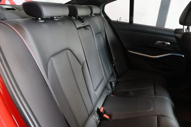 2024 BMW 3 Series 330i M Sport Auto