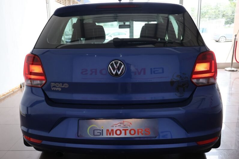 VOLKSWAGEN POLO VIVO