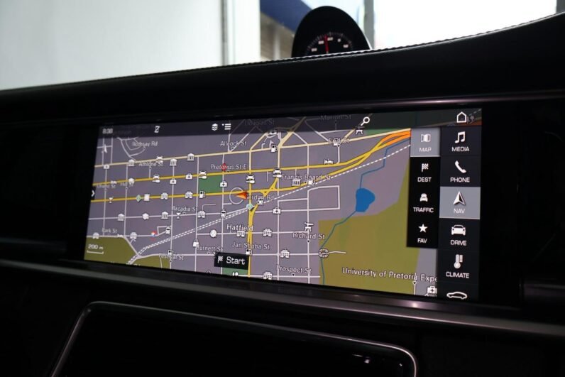 2017 PORSCHE PANAMERA 4