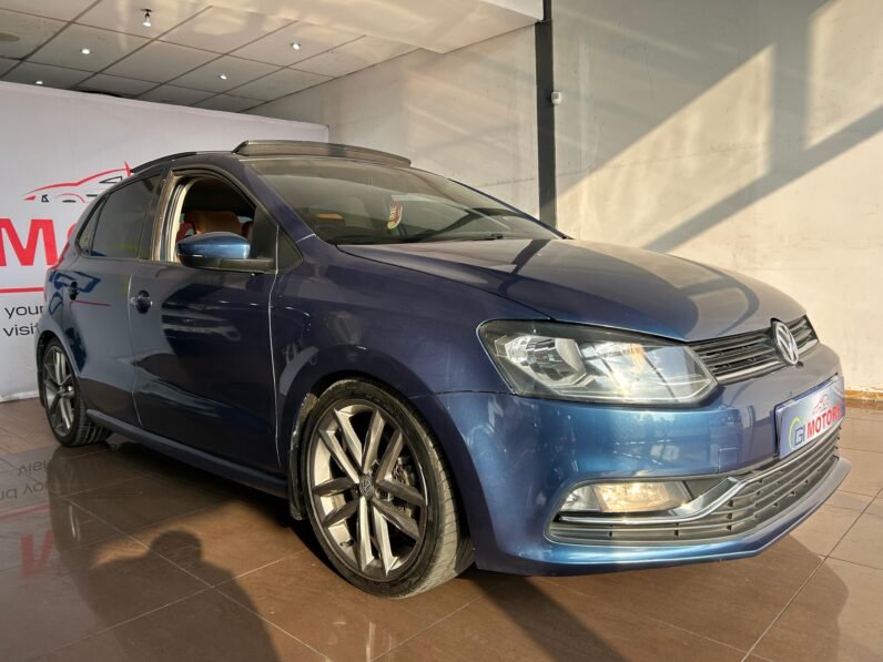 VOLKSWAGEN POLO TSI