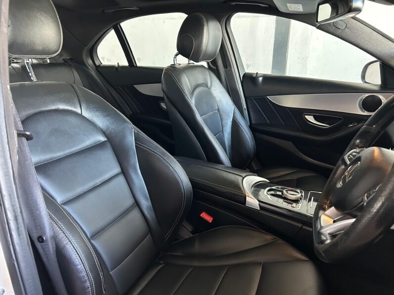2016 Mercedes-Benz C-Class C 220 Bluetec AMG Line Auto