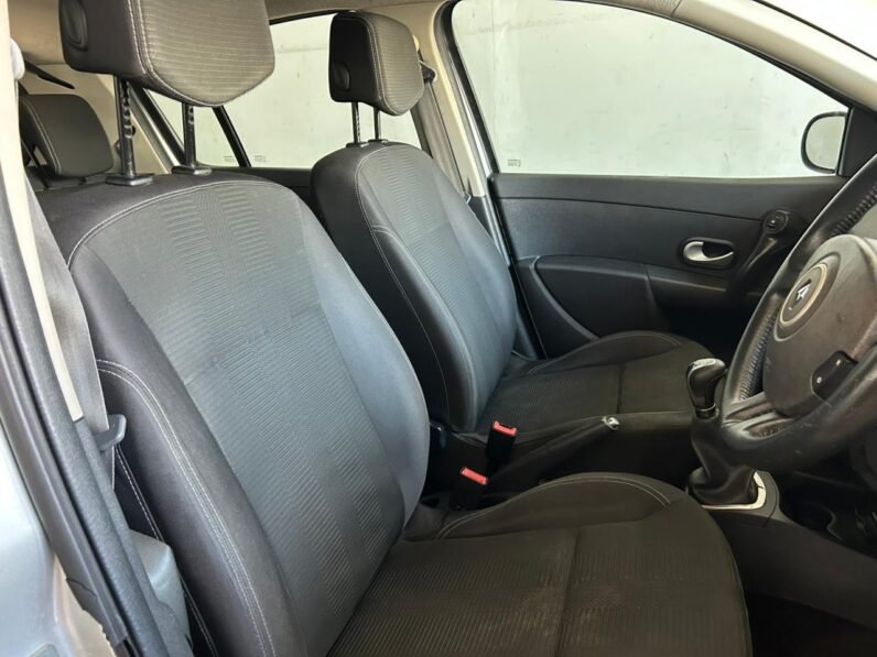 2011 Renault Clio 1.2 16v Va-Va-Voom 5-dr Pack