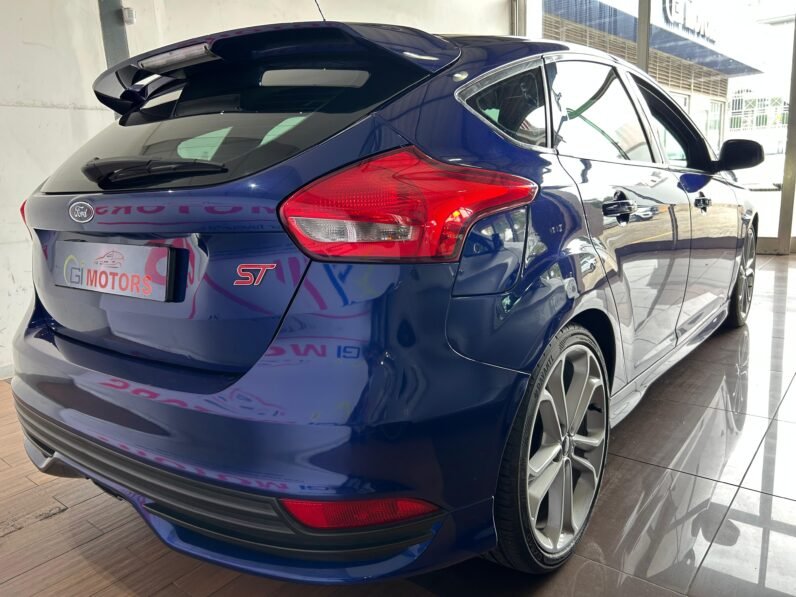 2017 Ford Focus 2.0 EcoBoost ST3