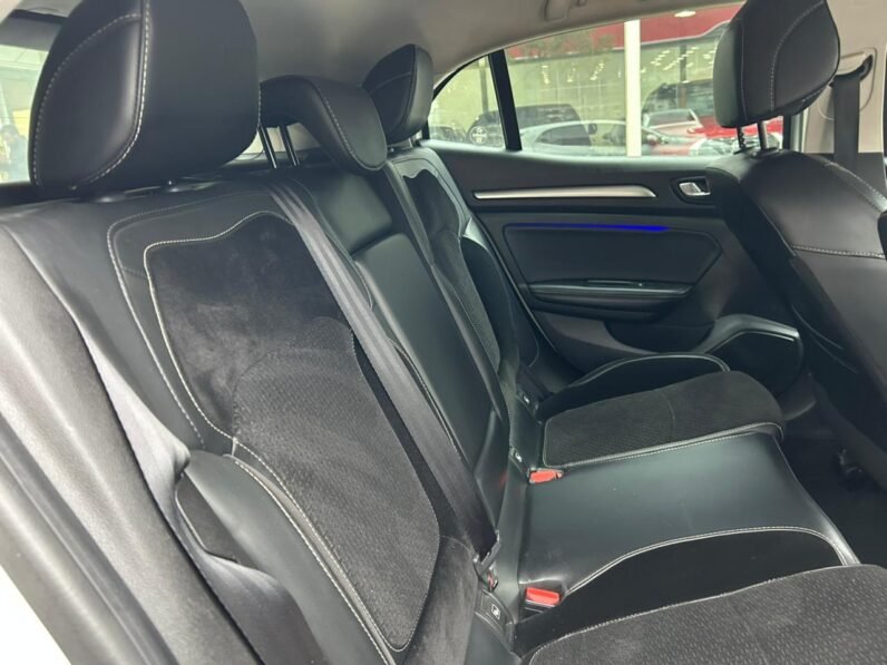 2017 Renault Megane IV 1.6 Dynamique 5-dr