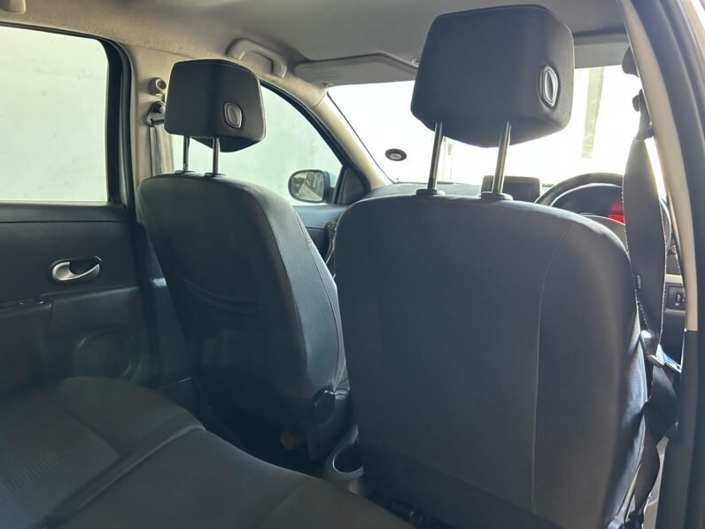 2011 Renault Clio 1.2 16v Va-Va-Voom 5-dr Pack