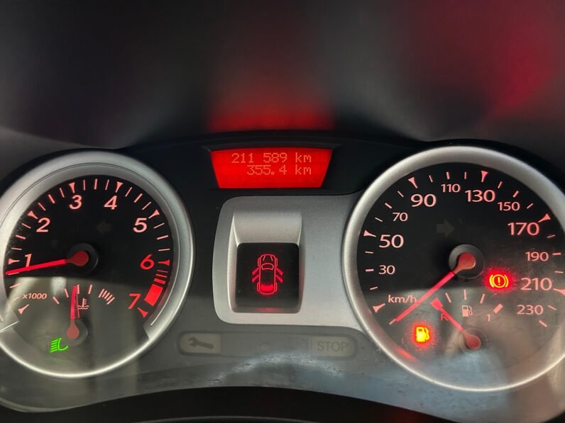 2011 Renault Clio 1.2 16v Va-Va-Voom 5-dr Pack