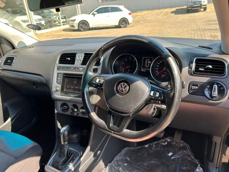 VOLKSWAGEN POLO 1.2 TSI DSG