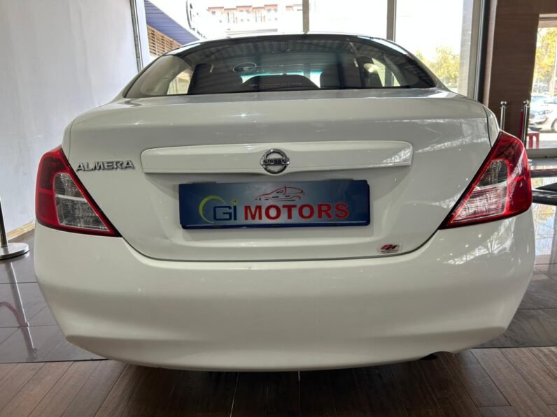 Nissan Almera 1.5 Acenta