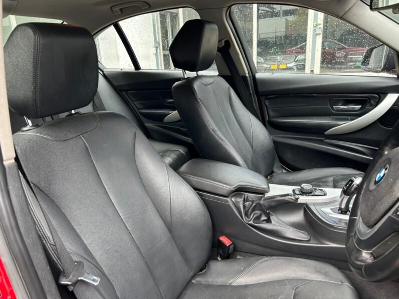 2012 BMW 3 Series 320i Auto