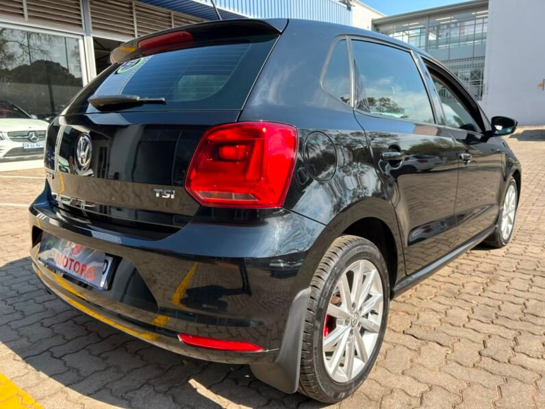 VOLKSWAGEN POLO 1.2 TSI DSG