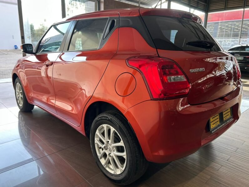 2020 SUZUKI SWIFT
