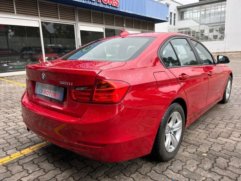 2012 BMW 3 Series 320i Auto