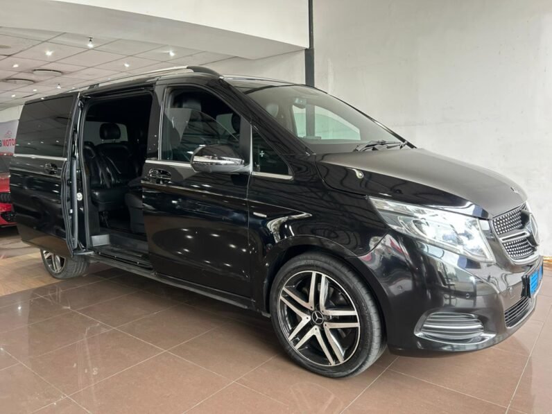2016 Mercedes-Benz V-Class V 250 Bluetec Avantgarde Auto