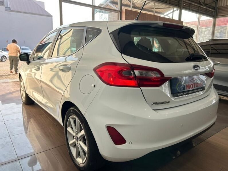 2018 Ford Fiesta 5-Door 1.0T Trend