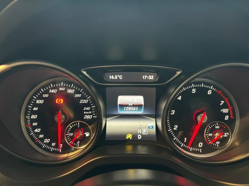 Mercedes-Benz CLA 200 Auto