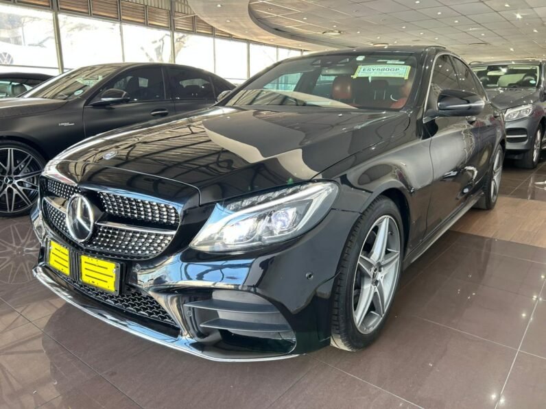 MERCEDES BENZ C180