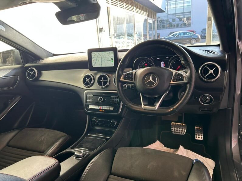 Mercedes-Benz GLA 200d Auto