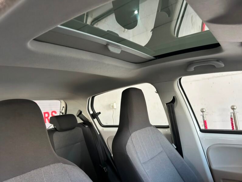 Volkswagen Up Move Up! 1.0 5-dr