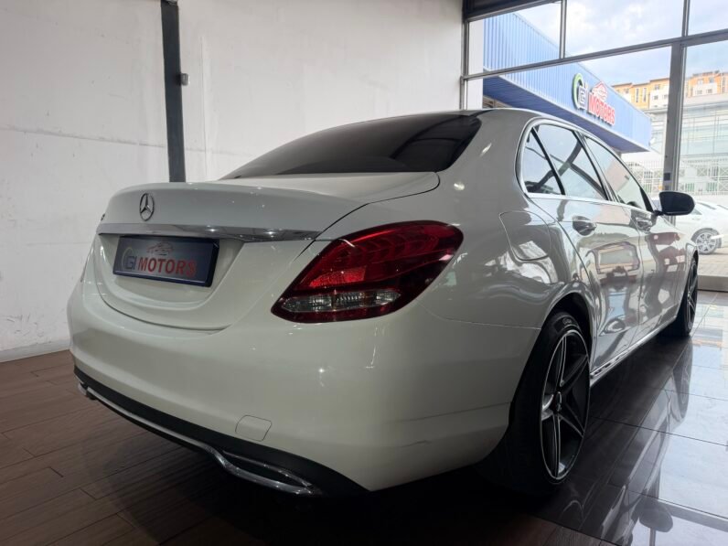 2017 MERCEDES BENZ C180