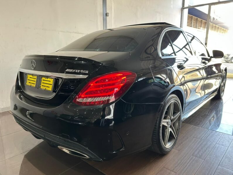 MERCEDES BENZ C180