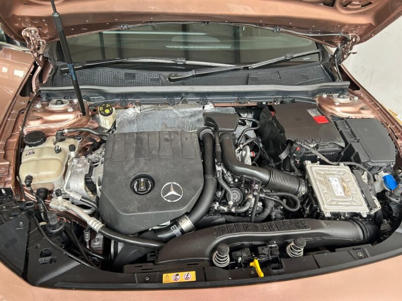 MERCEDES BENZ A200