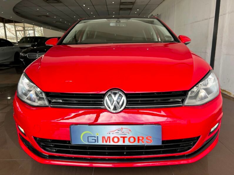 VOLKSWAGEN GOLF 7 TSI COMFORTLINE