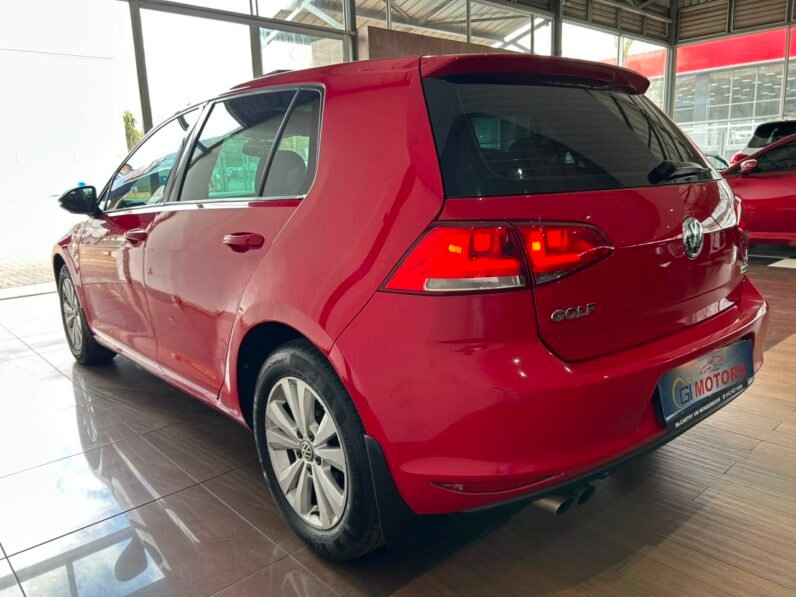 VOLKSWAGEN GOLF 7 TSI COMFORTLINE