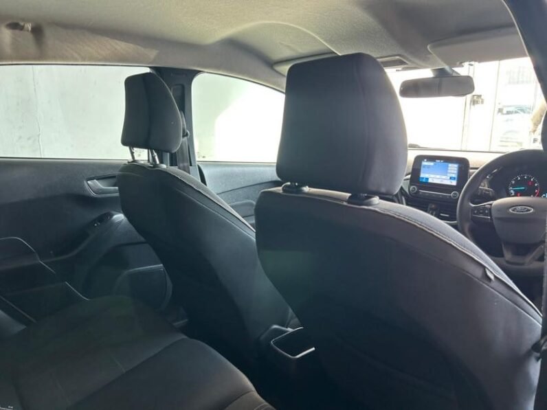 2018 Ford Fiesta 5-Door 1.0T Trend
