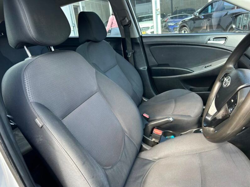 2016 Hyundai Accent Hatch 1.6 Fluid Auto