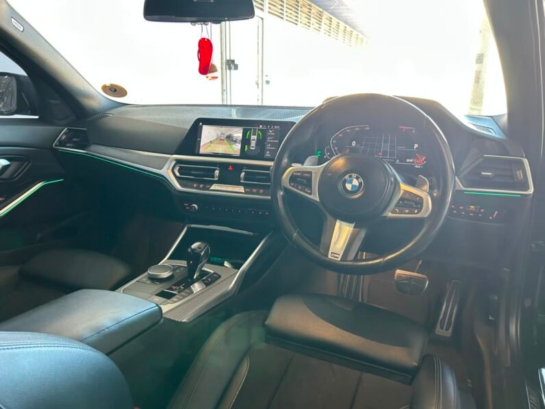 BMW 3 Series 320i M Mzansi Edition Auto (g20)