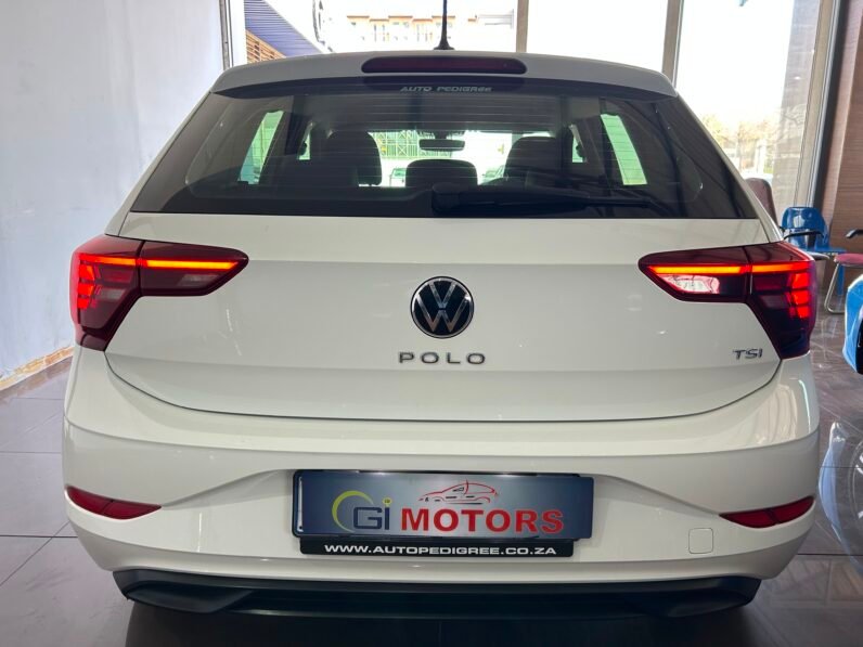VOLKSWAGEN POLO LIFE