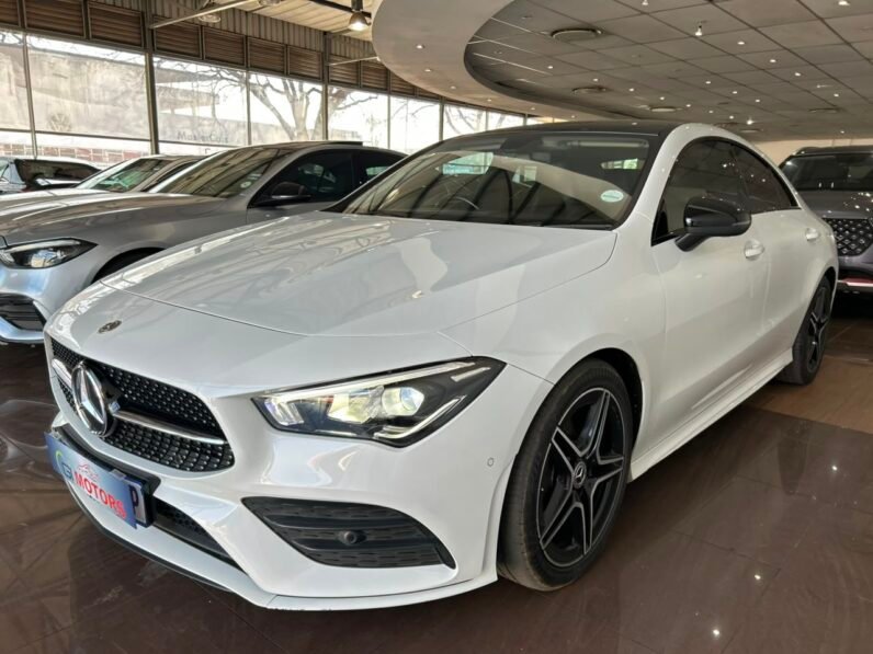 Mercedes-Benz CLA 220d Auto