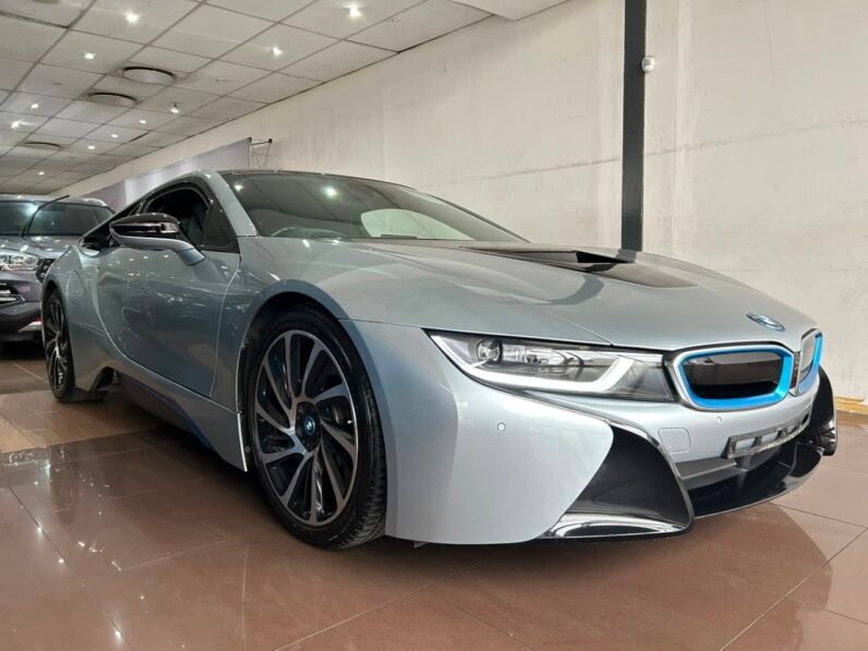 2017 BMW i8 eDrive Coupe