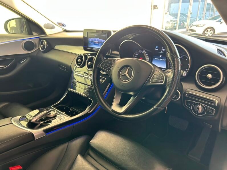 MERCEDES BENZ C220