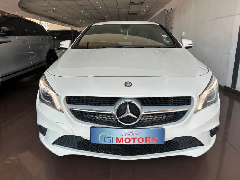 MERCEDES BENZ CLA220D