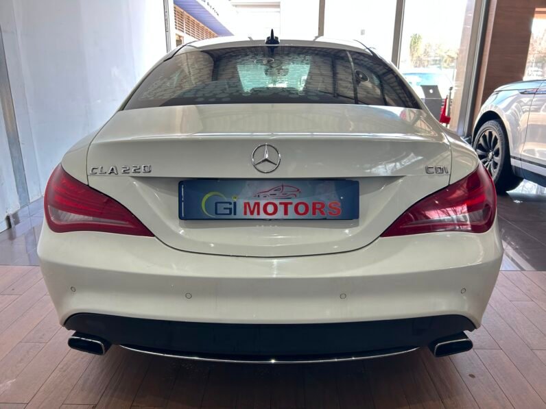 MERCEDES BENZ CLA220D