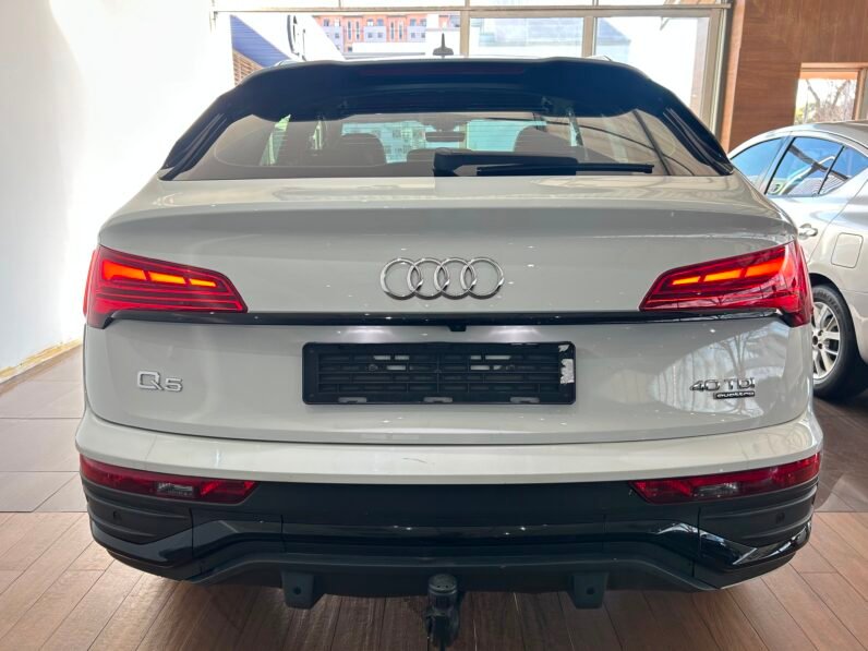 2022 Audi Q5 Sportback 40TDI Quattro S Line