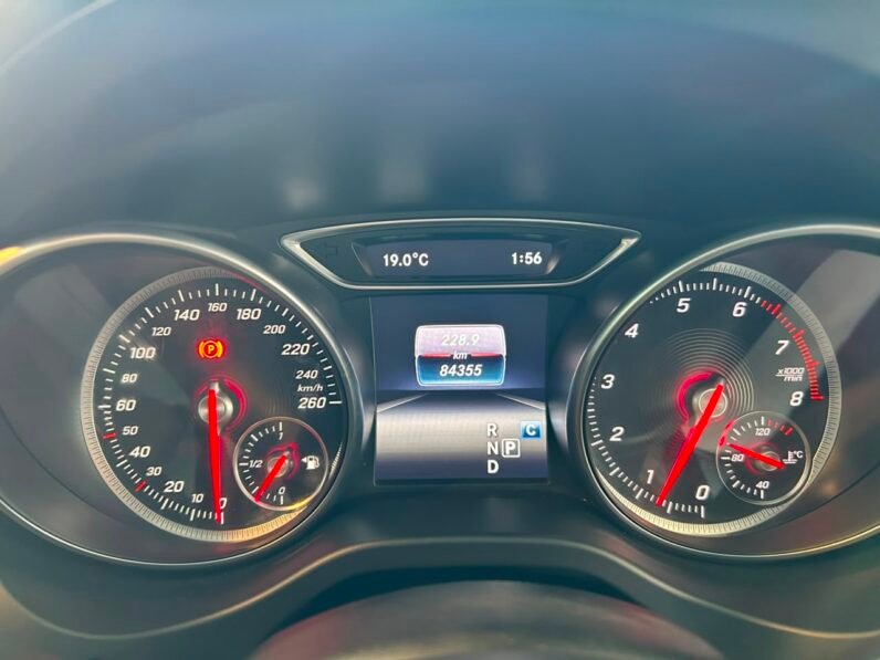 MERCEDES BENZ CLA 200