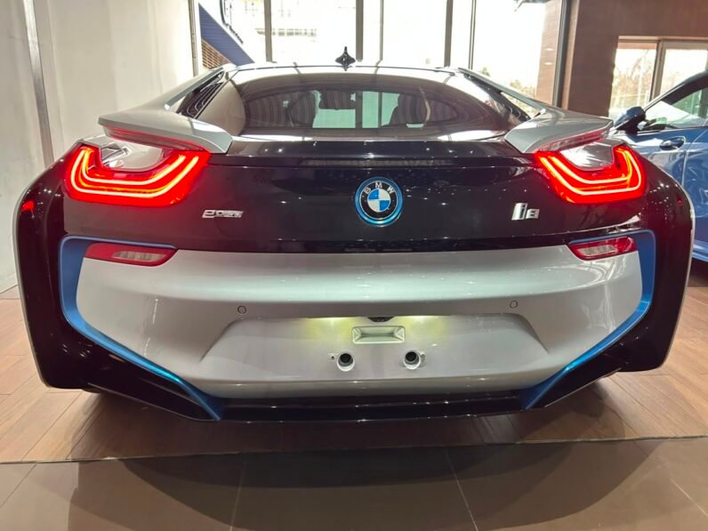 2017 BMW i8 eDrive Coupe
