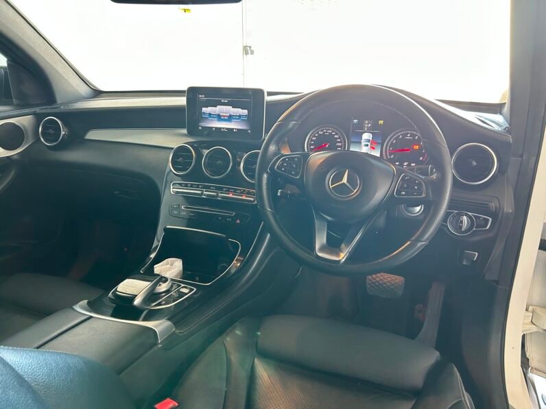 MERCEDES BENZ GLC 300D