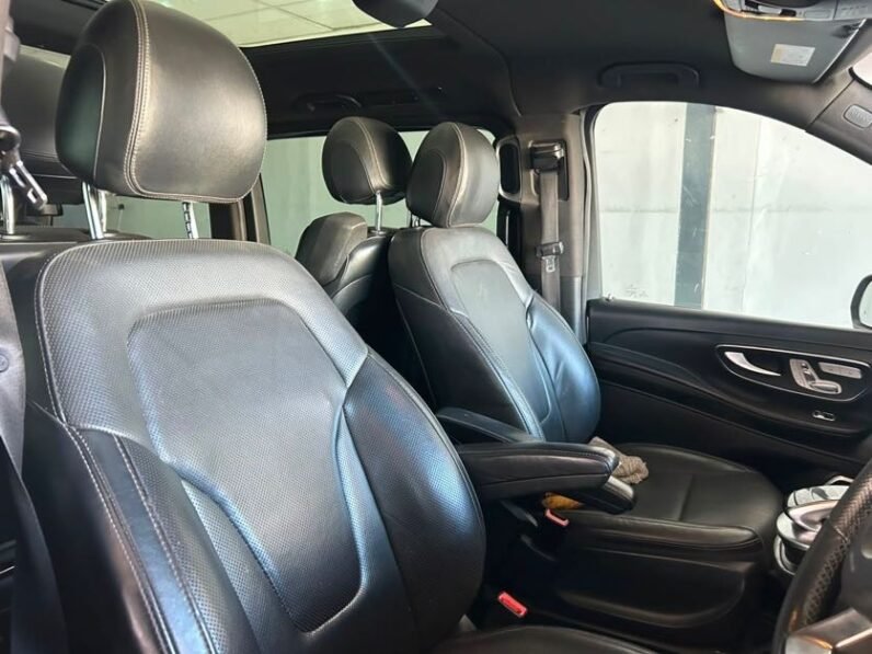 Mercedes-Benz V-Class V 200 CDi Auto