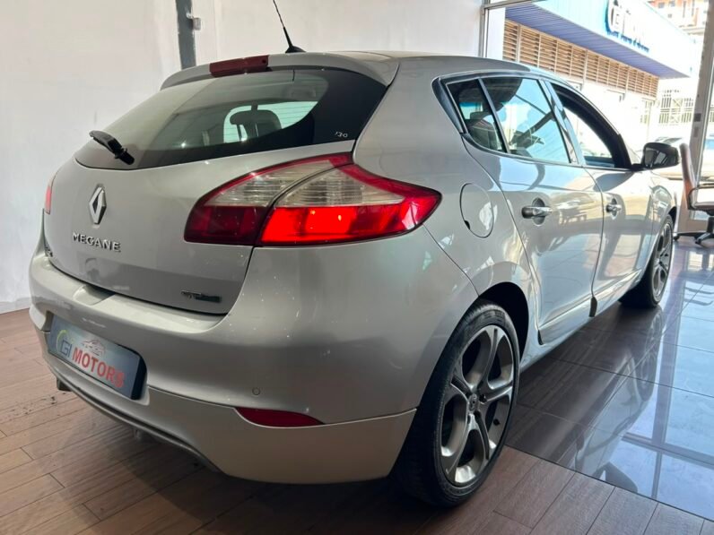 RENAULT GT LINE