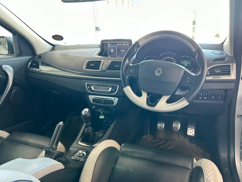 RENAULT GT LINE