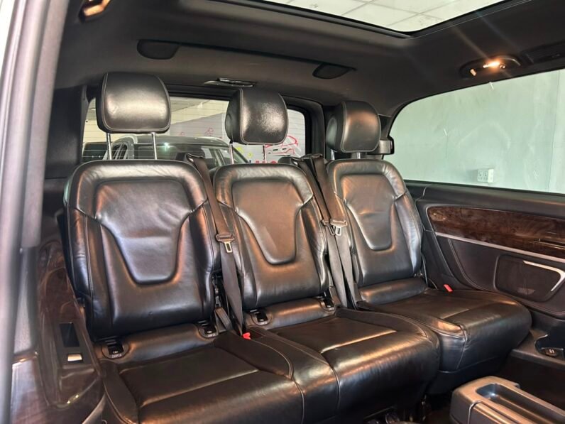 Mercedes-Benz V-Class V 200 CDi Auto