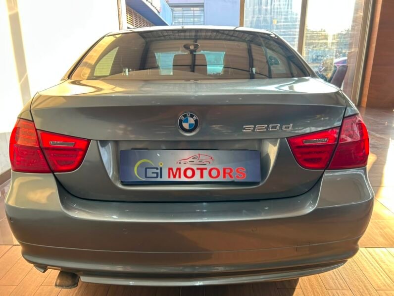 2011 BMW 3 Series 330d Exclusive Auto