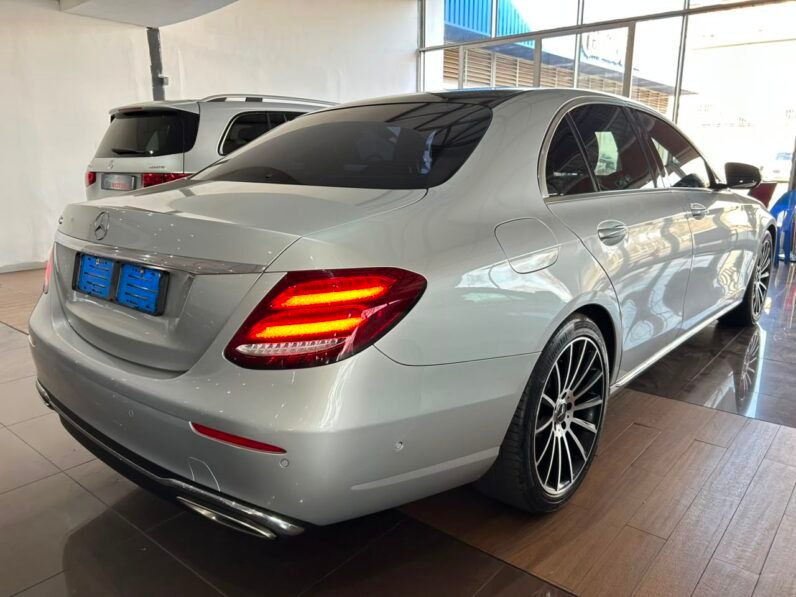 Mercedes-Benz E-Class E 200 AMG