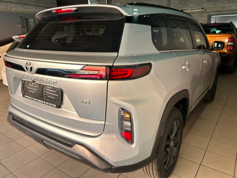 TOYOTA URBAN CRUISER