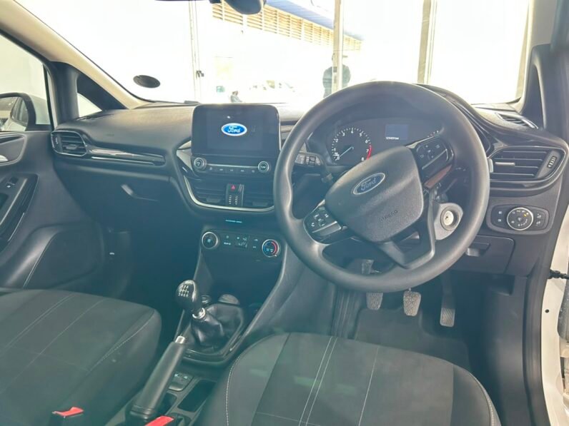 FORD FIESTA 1.5