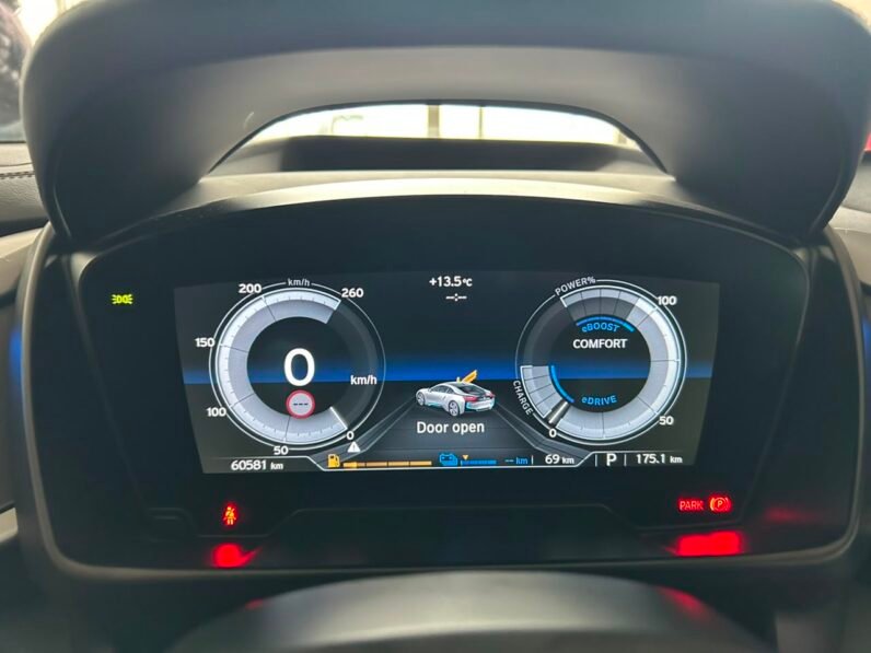 2017 BMW i8 eDrive Coupe