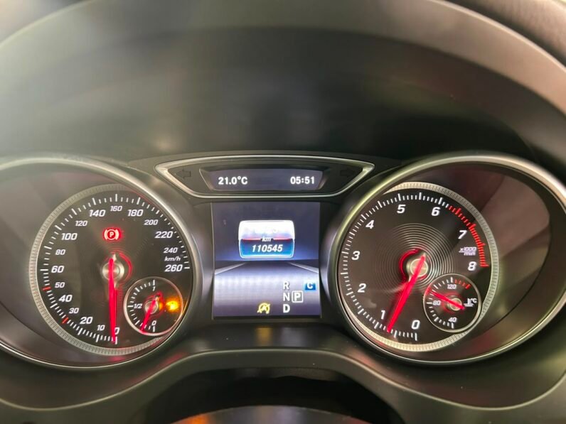 Mercedes-Benz GLA 200